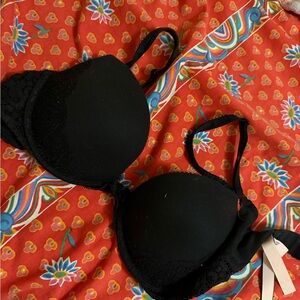 Push up bra Victoria secret 32D